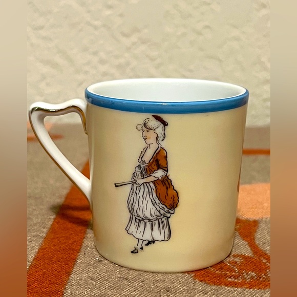 Heinrich and Co. Selb H & C Bavaria German Porcelain Man & Woman Folk Cup - Picture 2 of 5